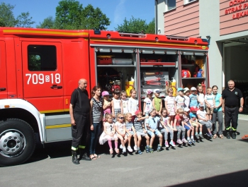 Dzień Dziecka ze strażakami z Łękawicy - zdjęcie7