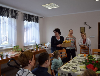 Podopieczni Fundacji Pomocy Dzieciom na warsztatach w Łękawicy - zdjęcie10