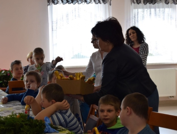 Podopieczni Fundacji Pomocy Dzieciom na warsztatach w Łękawicy - zdjęcie11