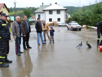 Pokaz ratownictwa drogowego przy remizie w Kocierzu Moszczanickim - zdjęcie6
