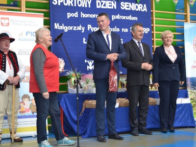 Sportowy Dzień Seniora połączył gminy i pokolenia - zdjęcie54