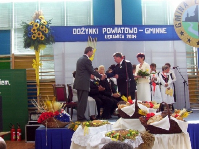 DOŻYNKI 2004 - zdjęcie2